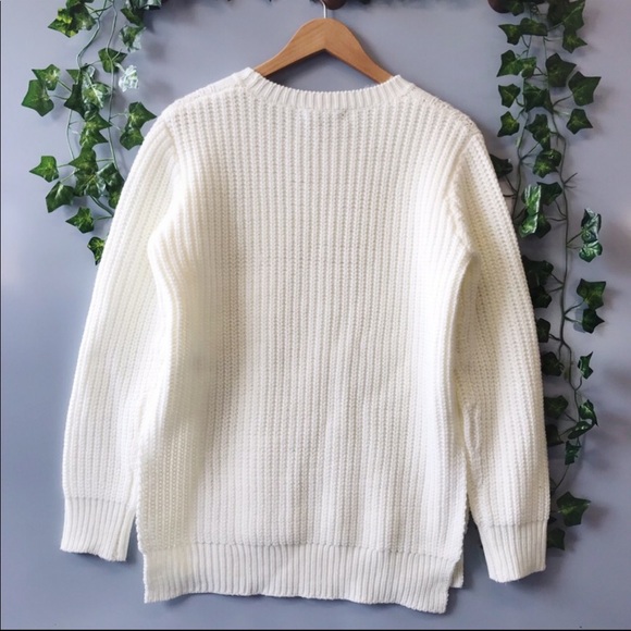 Forever 21 White Knit Crewneck Sweater - Picture 4 of 5